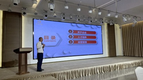 【企業(yè)走訪(fǎng)】——云南新商界31班劉德良同學(xué)企業(yè)滇和緣婚禮藝術(shù)中心 398.jpg