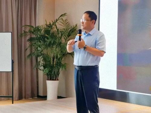 【課程回顧】湖北分院10月19-20日企業(yè)家工商管理總裁班《高維人才戰略—經(jīng)營(yíng)人心》1367.jpg