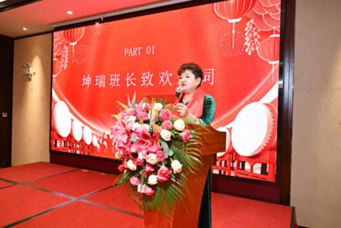 驀然回首，憶十載同學(xué)情——云南新商界原云大總裁14班十周年慶典圓滿(mǎn)舉行 368.jpg